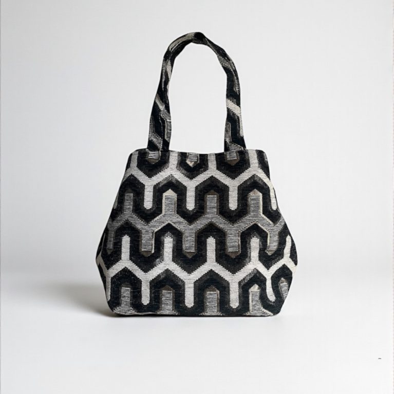 BY NYKA shopper Bente black