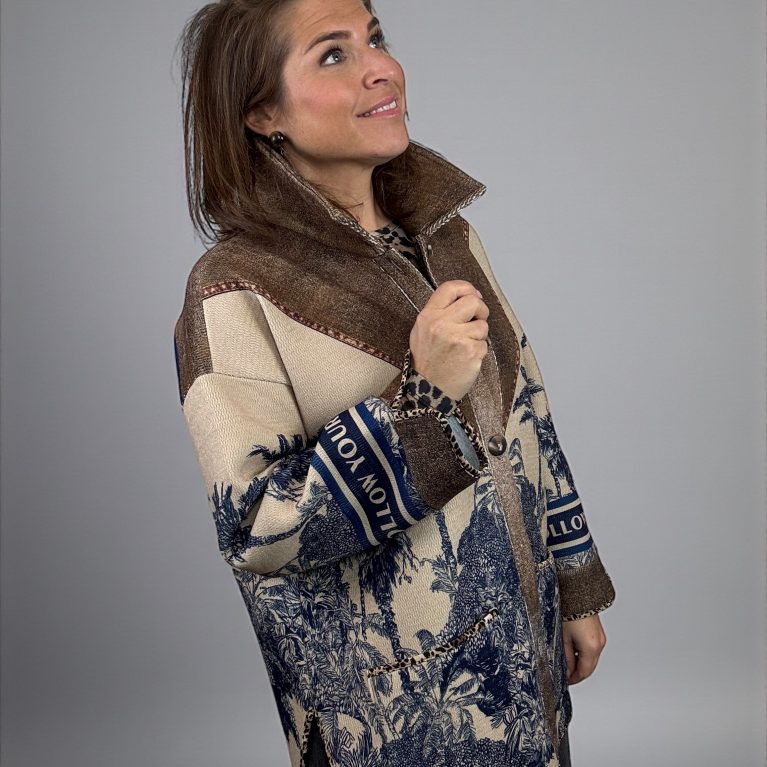 Statement print jacket | follow your dream