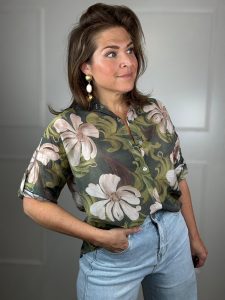 Blouse flowy flower