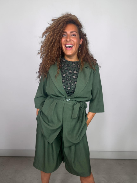 Zohar summer suit